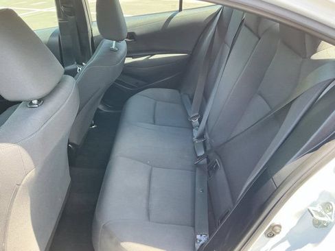 Used 2025 Toyota Corolla LE FWD image 13