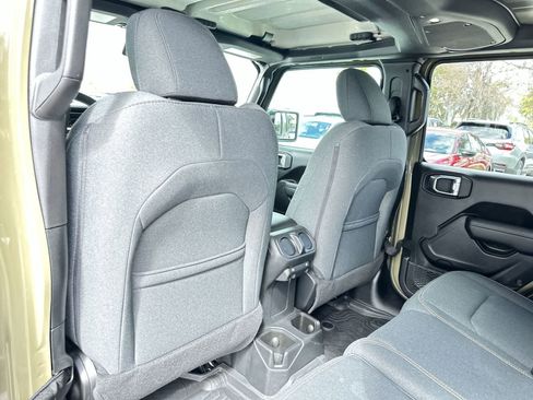 Used 2025 Jeep Wrangler Sport S image 14