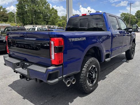 Used 2026 Ford F250 Platinum w/ Tremor Off-Road Package AWD/4WD image 6