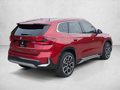 Used 2026 BMW X1 xDrive28i AWD/4WD image 2