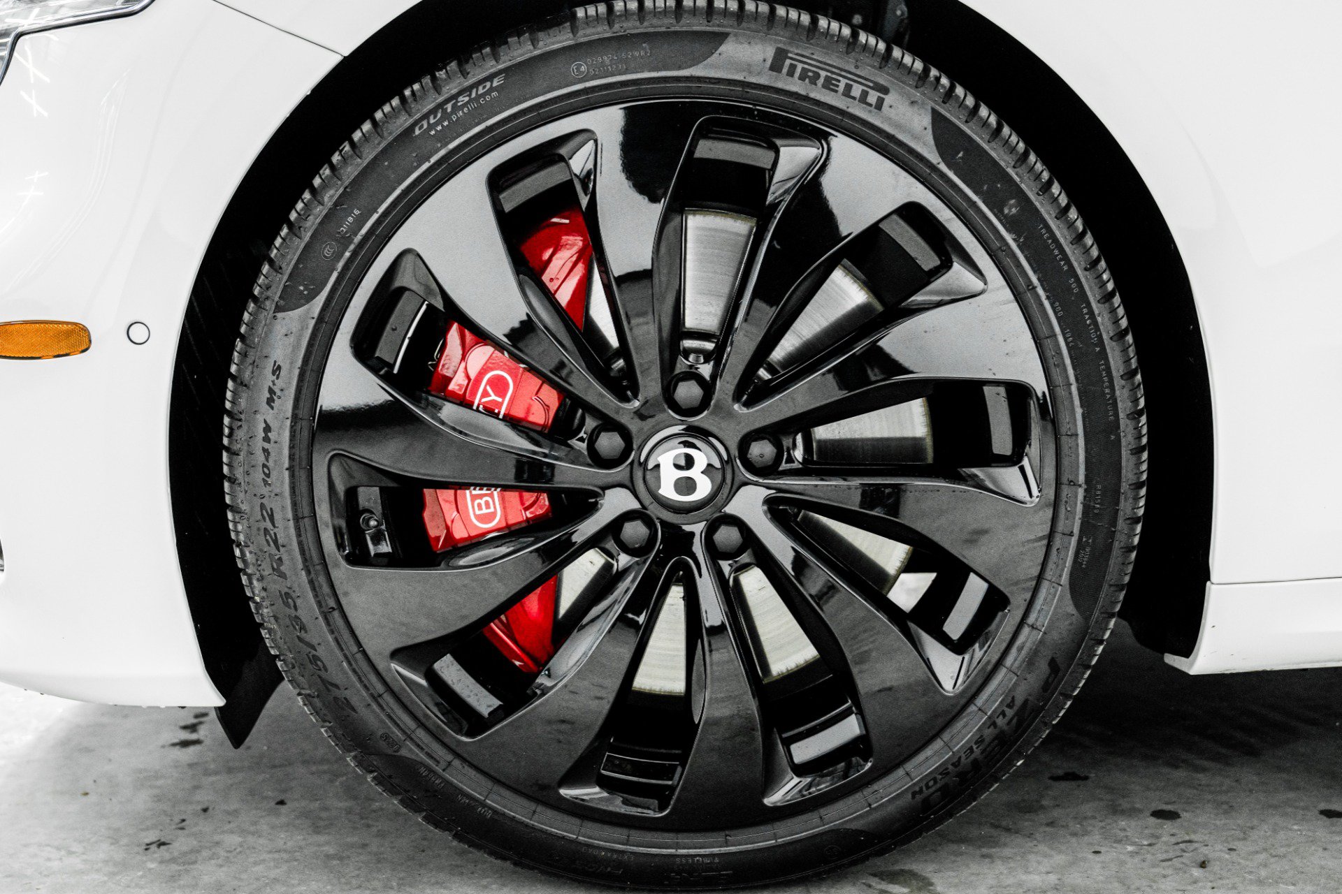 Used 2025 Bentley Continental GT AWD/4WD image 9