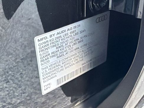 Used 2025 Audi Q7 3.0T Premium Plus image 40