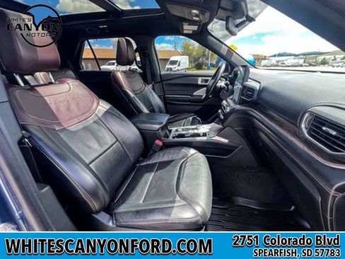 Certified 2020 Ford Explorer Platinum w/ Premium Technology Package AWD/4WD image 13