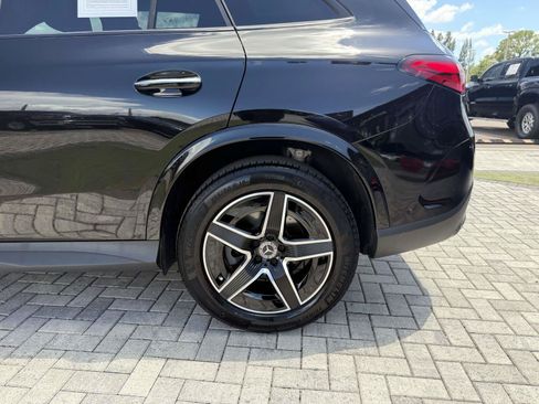 Certified 2026 Mercedes-Benz GLC 300 4MATIC image 11