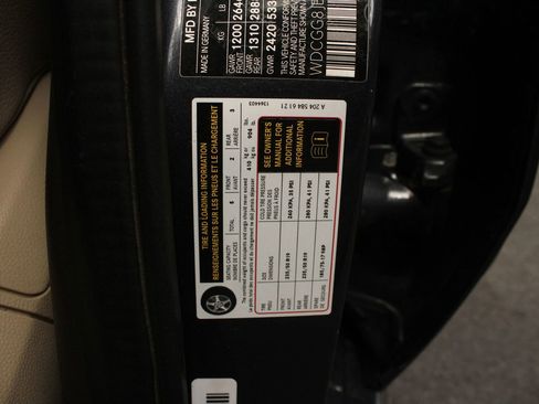 Used 2013 Mercedes-Benz GLK 350 4MATIC w/ Premium 1 Pkg w/o Sunroof image 31