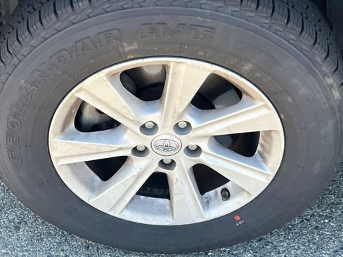 Used 2013 Toyota Highlander Plus w/ Protection Pkg image 10