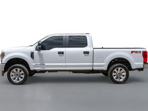 Used 2020 Ford F250 XL w/ Power Equipment Group AWD/4WD image 9