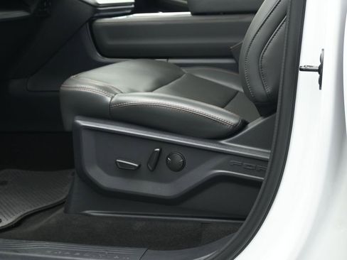 Certified 2025 Ford Expedition Max Active image 12