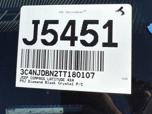 New 2026 Jeep Compass Latitude image 34