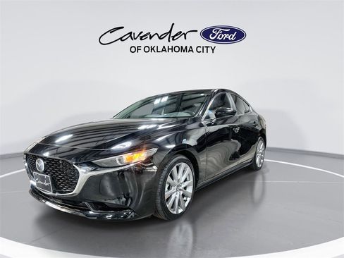 Used 2022 MAZDA MAZDA3 s image 4