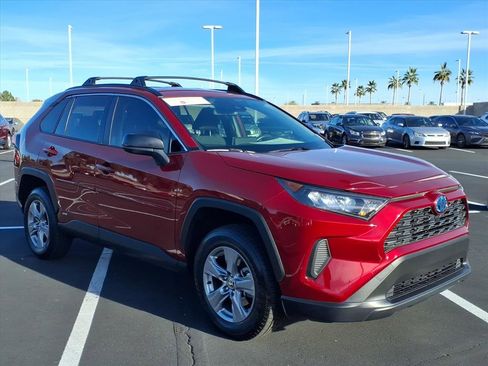 Certified 2022 Toyota RAV4 LE image 5
