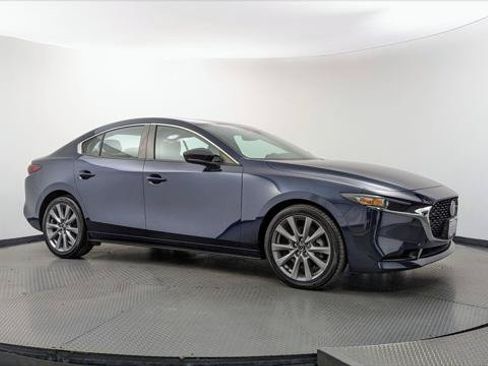 Used 2022 MAZDA MAZDA3 s AWD/4WD image 11