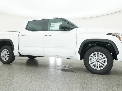 New 2026 Toyota Tundra SR5 AWD/4WD image 28