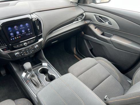 Certified 2021 Chevrolet Traverse LT AWD/4WD image 34