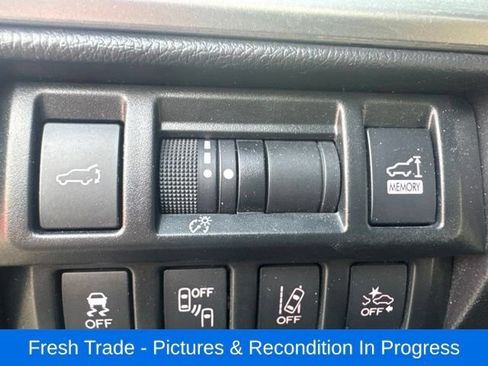 Used 2019 Subaru Outback 3.6R Limited AWD/4WD image 15