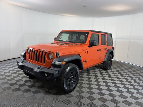 Used 2023 Jeep Wrangler Unlimited Sport AWD/4WD image 2
