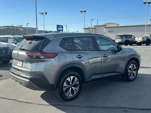 Used 2023 Nissan Rogue SV AWD/4WD image 12