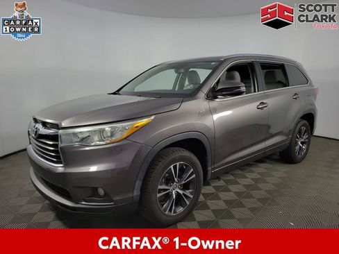 Used 2016 Toyota Highlander XLE image 5