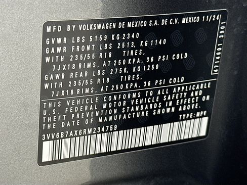 Used 2024 Volkswagen Tiguan Wolfsburg Edition FWD image 31