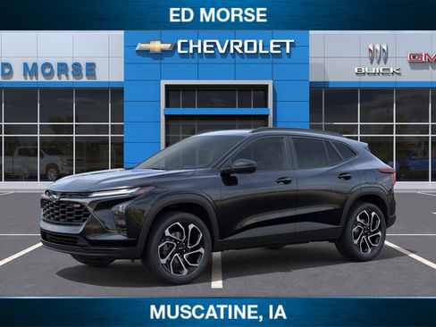 New 2026 Chevrolet Trax RS w/ Sunroof Package FWD image 2