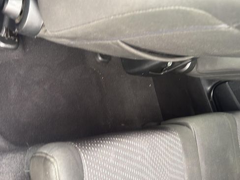 Used 2020 Dodge Journey SE image 15