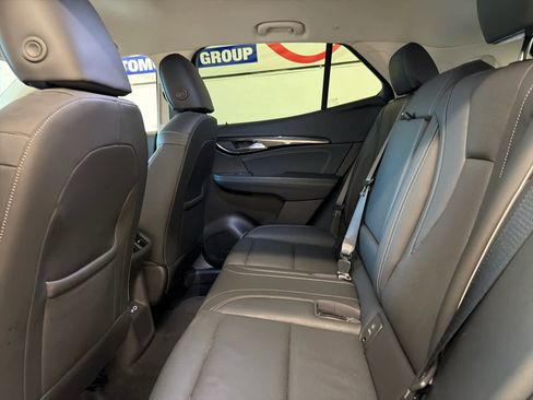 Used 2023 Buick Envision Essence image 21