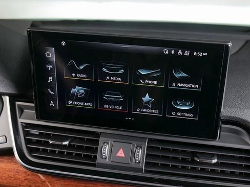 Certified 2023 Audi Q5 2.0T Prestige AWD/4WD image 17