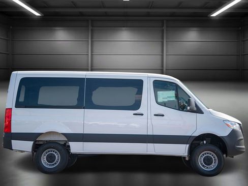 Used 2025 Mercedes-Benz Sprinter 144 Cargo image 5