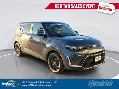 Used 2023 Kia Soul LX
