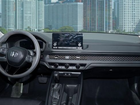 Certified 2025 Honda Accord SE image 22