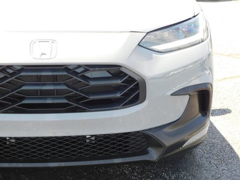 Used 2024 Honda HR-V Sport image 9