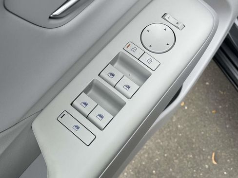 New 2026 Hyundai Kona SEL Premium FWD image 14