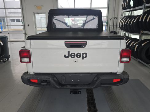 Used 2023 Jeep Gladiator Sport w/ Trailer Tow Package image 5
