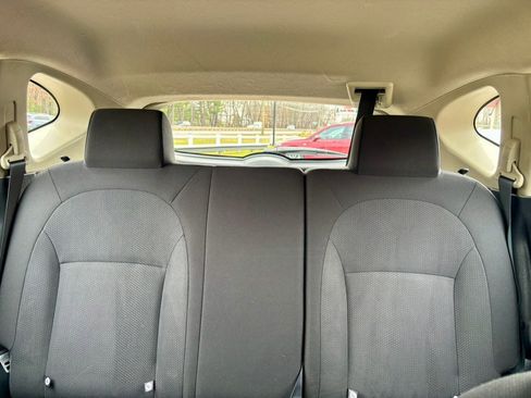 Used 2015 Nissan Rogue S w/ Convenience Package image 15