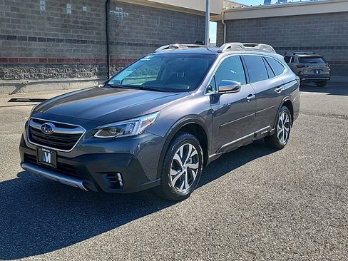 Used 2021 Subaru Outback Touring w/ Popular Package #2 AWD/4WD image 3