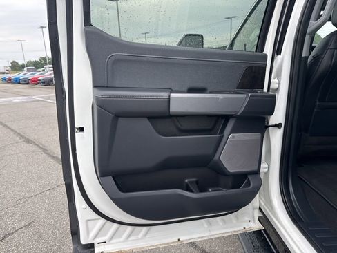 Certified 2023 Ford F350 Lariat w/ Lariat Ultimate Package image 15