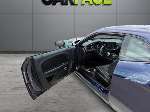 Used 2017 Dodge Challenger GT AWD/4WD image 15