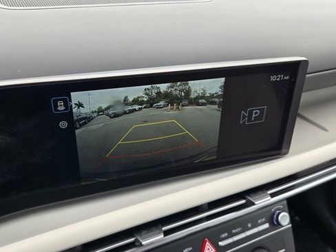 Used 2025 Hyundai Tucson SE image 21