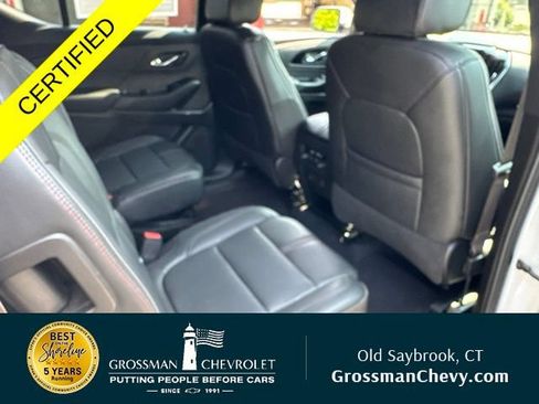 Used 2023 Chevrolet Traverse RS AWD/4WD image 25