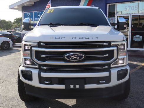 Used 2021 Ford F250 Platinum w/ FX4 Off-Road Package AWD/4WD image 7