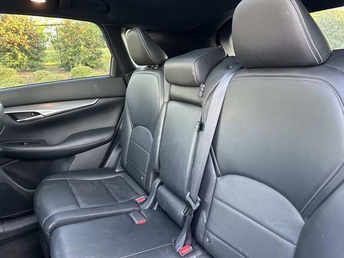 Used 2022 INFINITI QX50 Luxe w/ Appearance Package AWD/4WD image 30