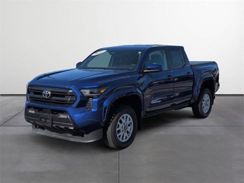Used 2025 Toyota Tacoma SR5 image 2