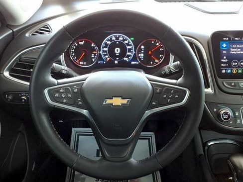 Used 2023 Chevrolet Malibu LT image 20