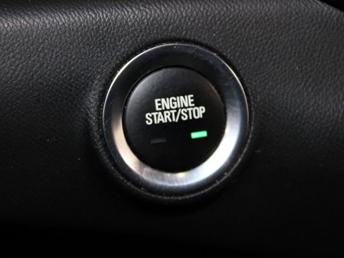 Used 2022 GMC Terrain SLT w/ Tech Package image 27