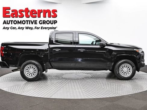 Used 2023 Chevrolet Colorado W/T RWD image 4