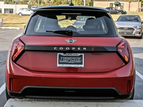 Used 2025 MINI Cooper S image 7