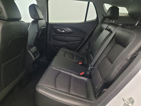 Used 2022 GMC Terrain SLT AWD/4WD image 18