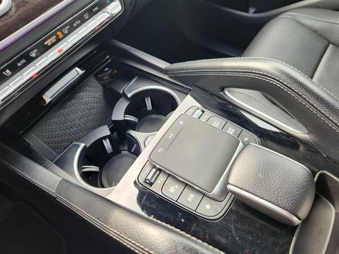 Used 2024 Mercedes-Benz GLE 350 4MATIC w/ 3rd Row Seat Package image 19