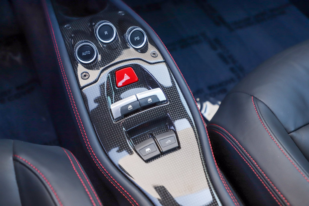 Used 2012 Ferrari 458 Spider RWD image 34