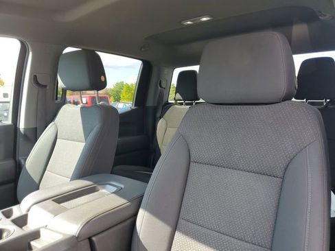 Used 2020 Chevrolet Silverado 1500 Custom Trail Boss w/ Custom Convenience Package AWD/4WD image 13